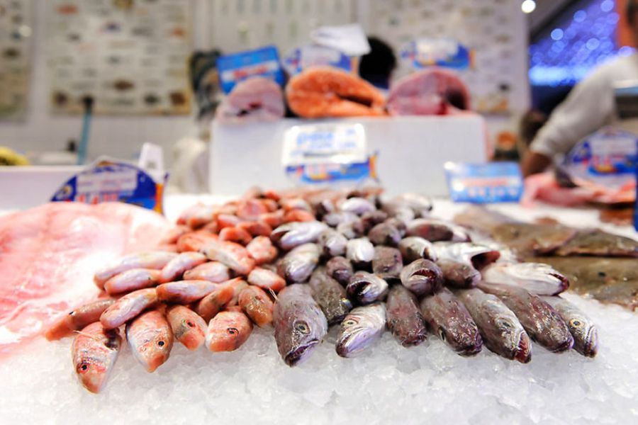 Fresh fish on ice in a market