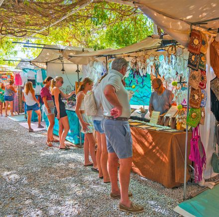 Hippy market